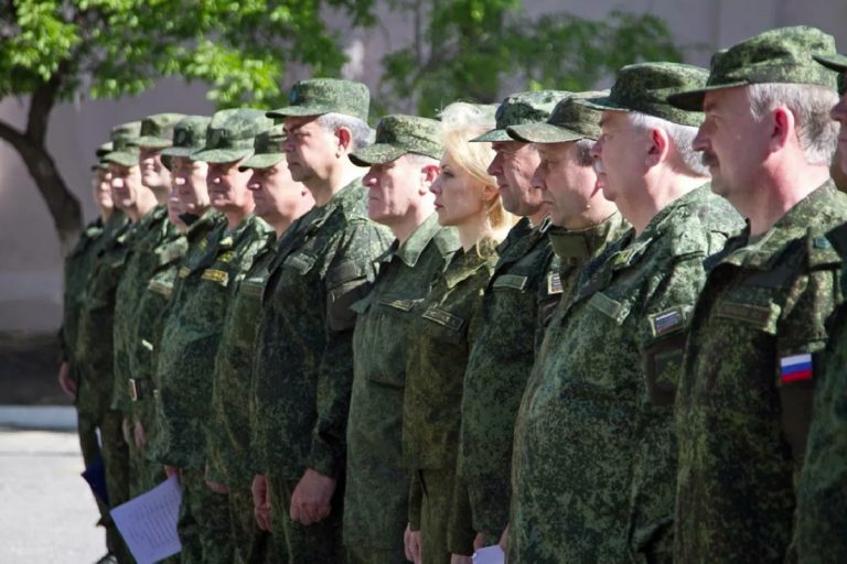 Мужчинам приготовиться: Президент РФ призвал пребывающих в запасе на военные сборы