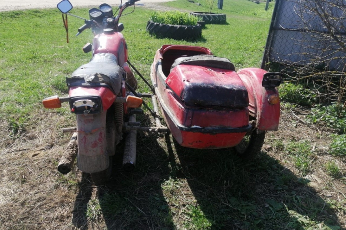 Житель Тверской области украл и вывез на мотоцикле борону