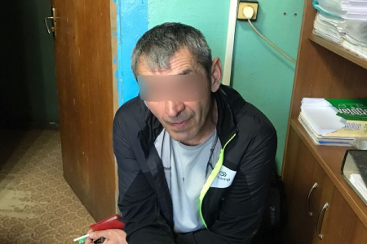 За день в магазинах Торопца наворовали жвачек на 12 тысяч рублей