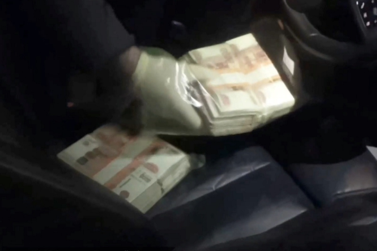 Дело о гигантской для Тверской области взятке за рубку леса и корчевание пней передано в суд