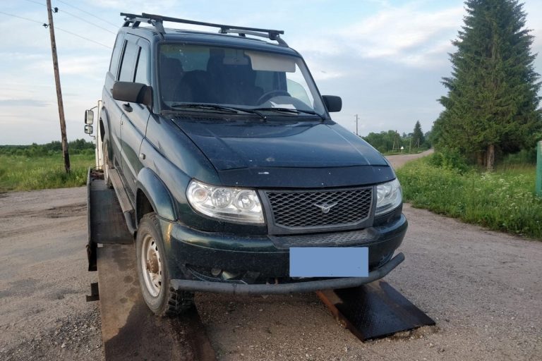 Нетрезвый водитель УАЗа сбил пешехода в Тверской области