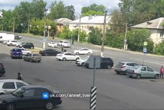 Опубликовано видео смертельного ДТП с участием мотоциклиста в Твери