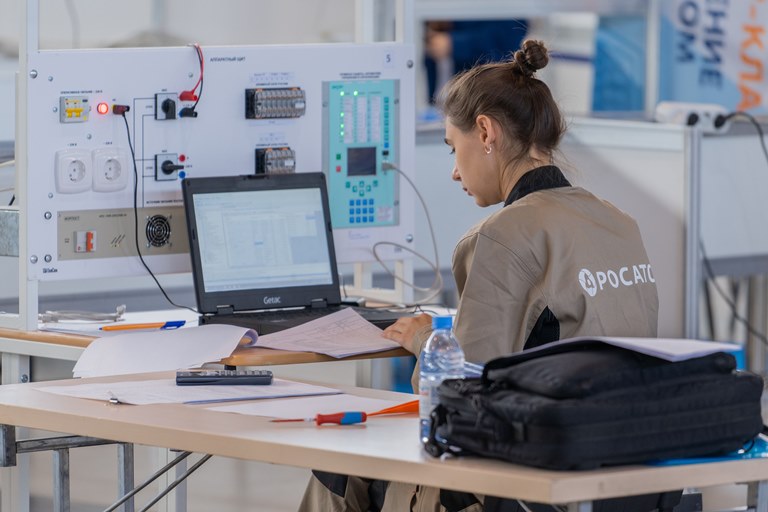 На чемпионате профмастерства AtomSkills-2023 работники Калининской АЭС принесли в копилку сборной Электроэнергетического дивизиона наибольшее количество медалей