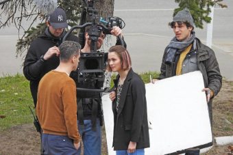 В Калязине вновь снимают сериал «Новенький»