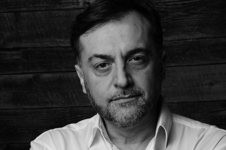 Умер актёр сериалов «Кухня» и «След» Умер актёр сериалов «Кухня» и «След»
