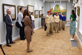 В музее художника Валентина Сидорова в Твери открылась арт-гостиная      