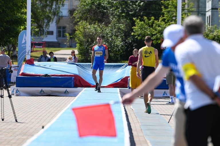 Лучшие прыгуны России и Белоруссии выступили в Твери