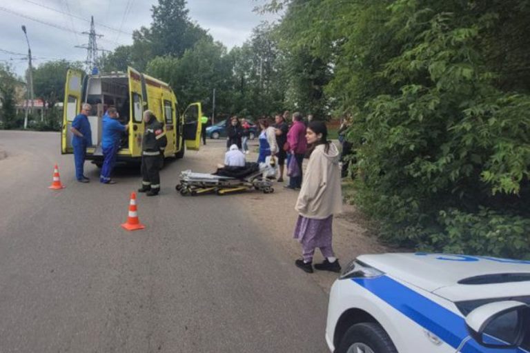 Автобус сбил пьяного пешехода, вышедшего из кустов в Твери