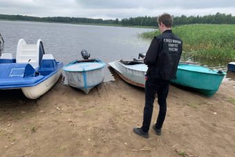 Страшные подробности: в Тверской области мужчина утонул, когда катался на лодке с сыном