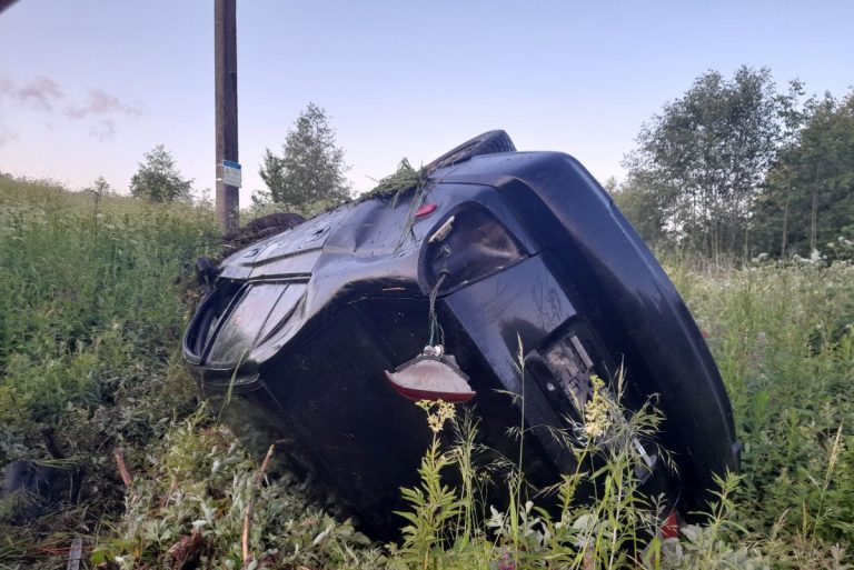 В Тверской области пьяный водитель-подросток устроил ДТП, в котором пострадал человек