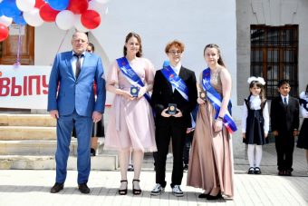 В Старицком муниципальном округе состоялся «Бал выпускников»