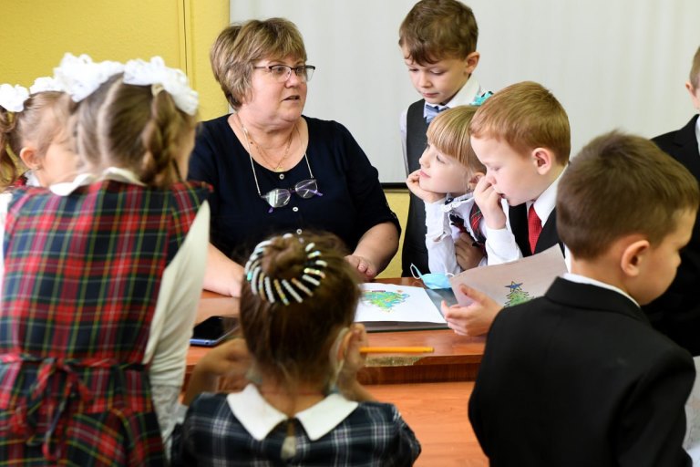 11 педагогов в Тверской области получат поддержку по программе «Земский учитель» в текущем году