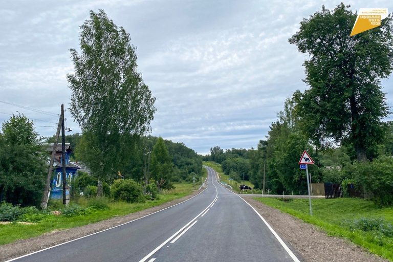 В Тверской области на год раньше срока отремонтируют дорогу в Калининском и Старицком округах