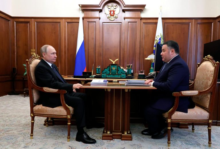 Владимир Путин обсудил с Игорем Руденей положение дел в Тверской области