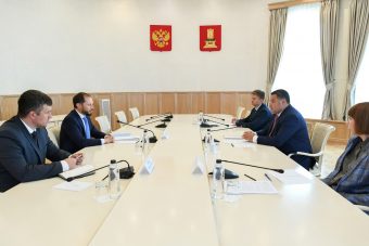 Губернатор Игорь Руденя провел встречу с заместителем руководителя ФАС Виталием Королёвым