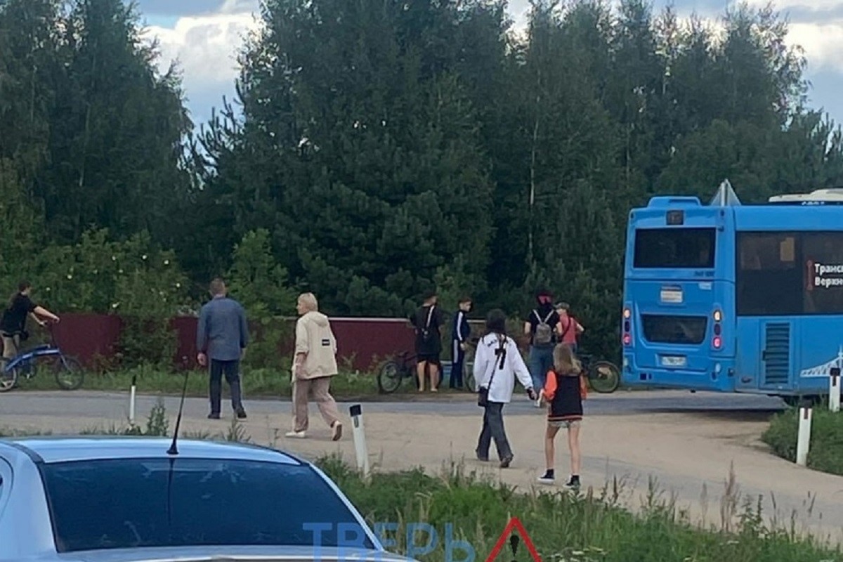 Под Тверью сбили подростка на велосипеде