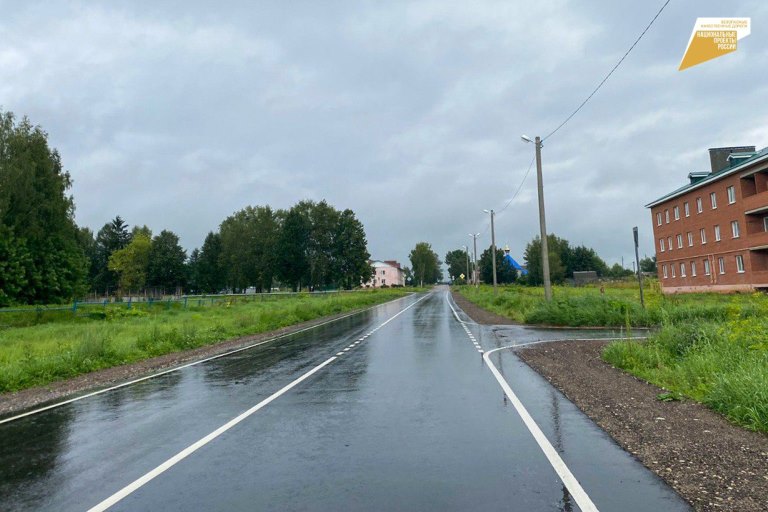В Тверской области отремонтировали дороги, по которым проходит школьный маршрут