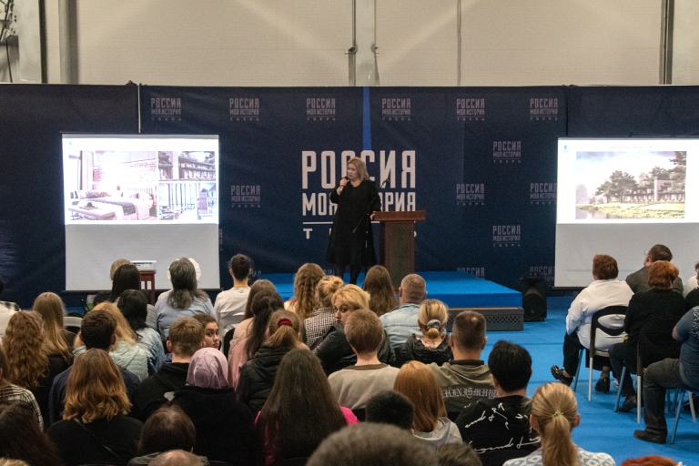 Первокурсникам Тверского колледжа сервиса и туризма рассказали о перспективах профессии