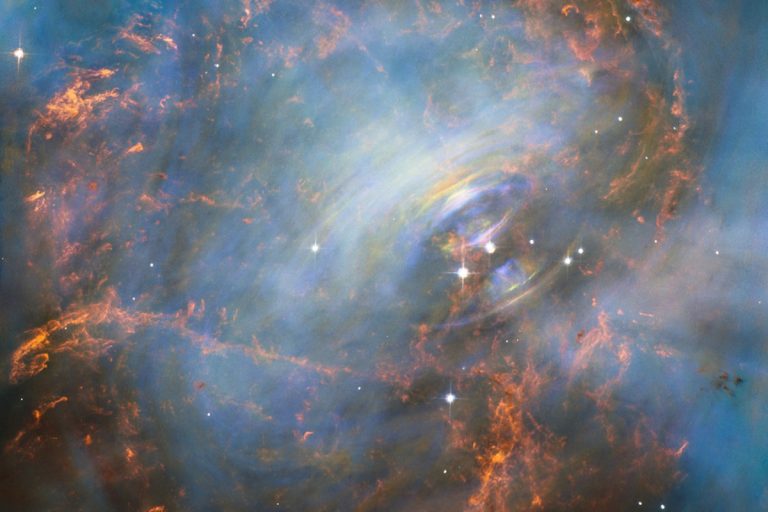 Телескоп "Хаббл" предлагает увидеть, как выглядит Вселенная в ваш день рождения