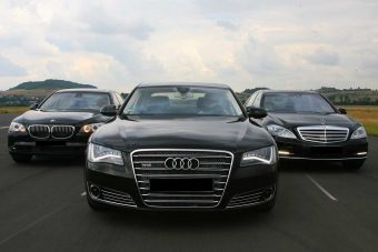 Российских владельцев автомобилей BMW, Mercedes-Benz и Audi ждут неприятности Российских владельцев автомобилей BMW, Mercedes-Benz и Audi ждут неприятности