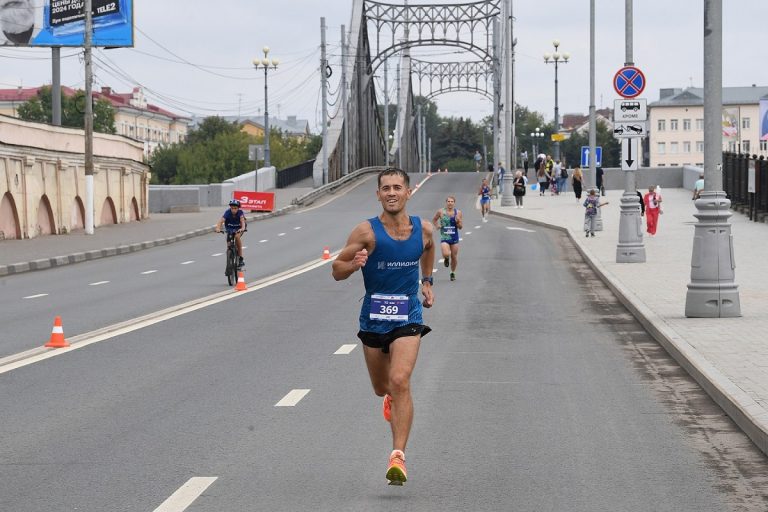 Тверской полумарафон проходит в столице Верхневолжья