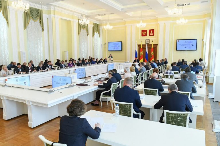 Готовность образовательной системы к учебному году рассмотрена на заседании Правительства Тверской области