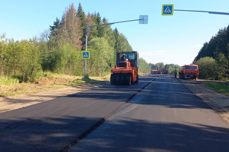 В Тверской области по обращению жителей ремонтируют дорогу высокой социальной значимости