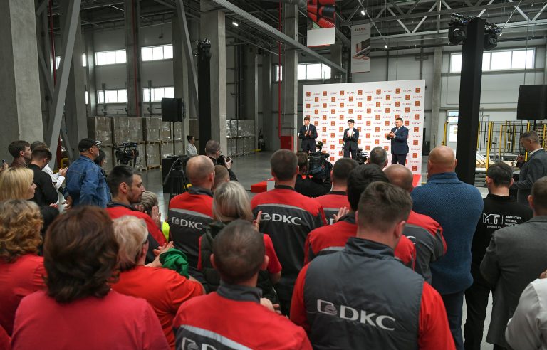 В Тверской области открыт первый в России высокотехнологичный роботизированный складской комплекс