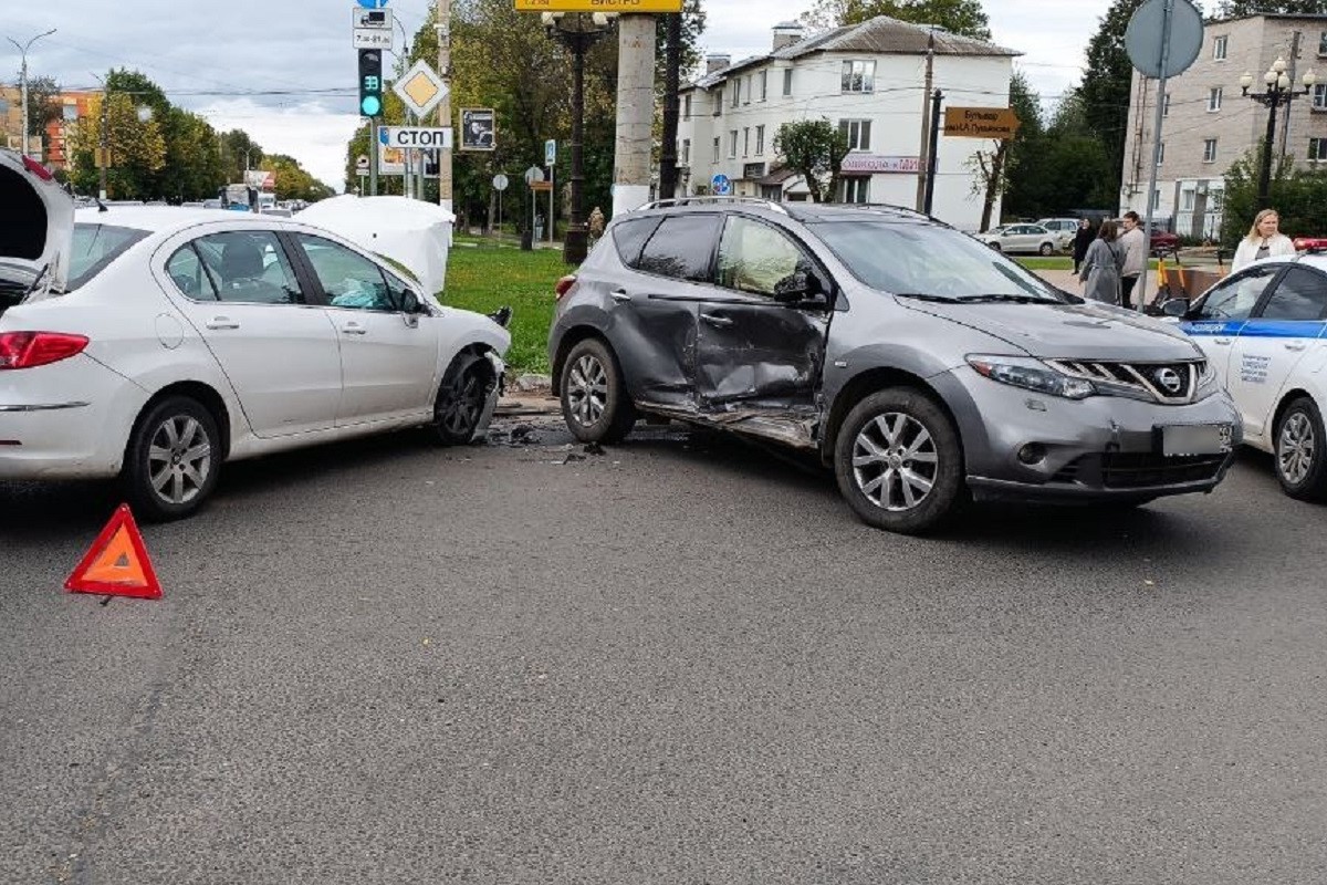 Появилось видео ДТП на Петербургском шоссе в Твери
