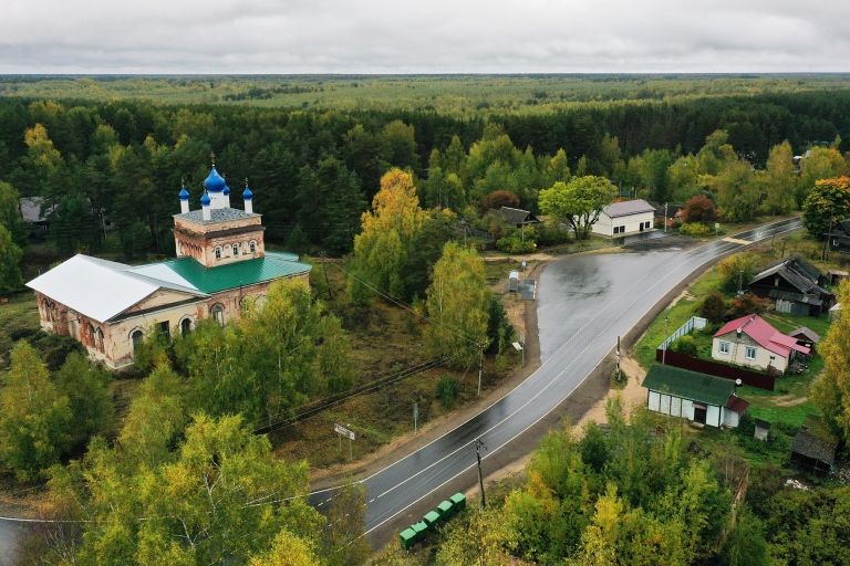 В Тверской области ремонтируют сотни километров дорог, ведущих к туристическим объектам
