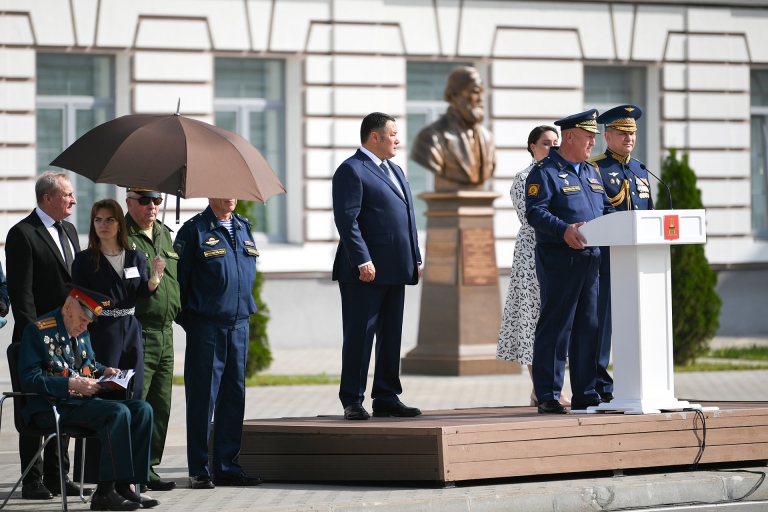 Более 550 будущих защитников Отечества начали учебу в Тверском суворовском военном училище