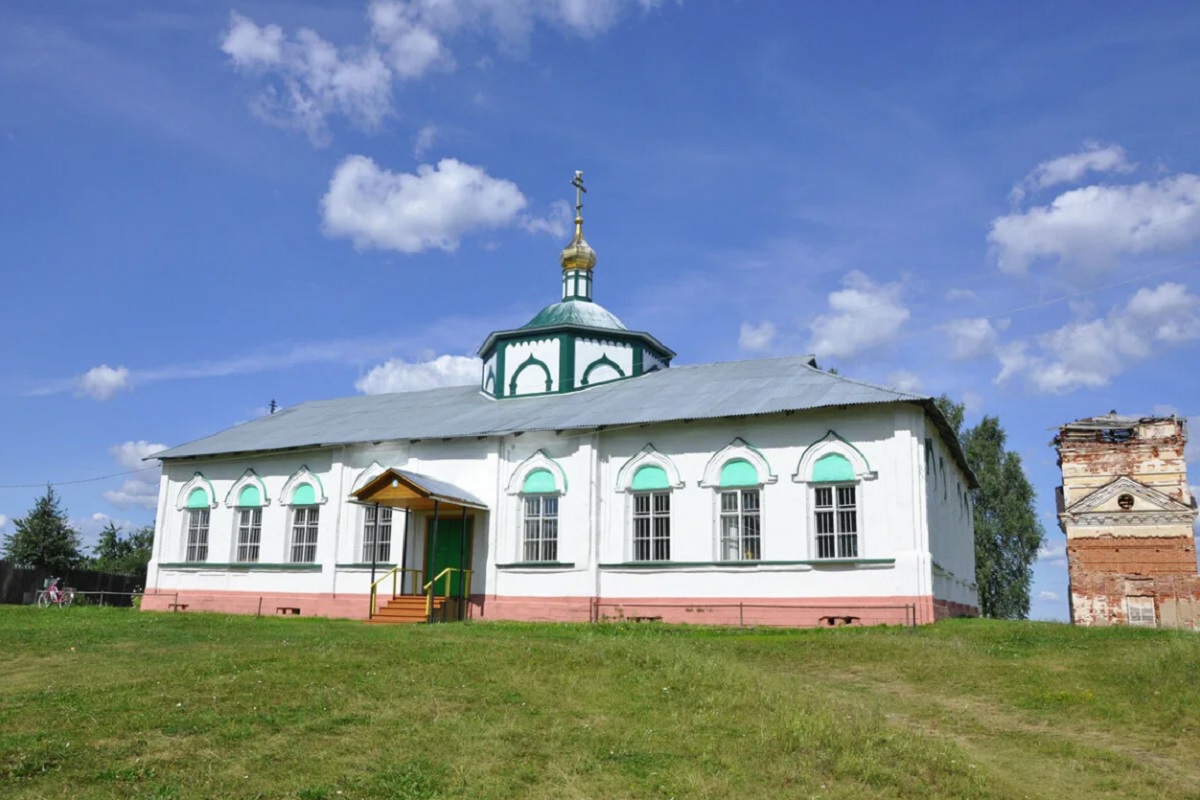 Окружная администрация в Тверской области стала собственником церкви и трех мостов