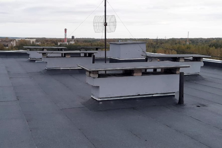 В Твери кровлю и лифт в многоквартирном доме отремонтировали после личного приема губернатора