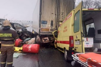 Прекращено дело в отношении водителя, обвиняемого в смертельном ДТП под Тверью