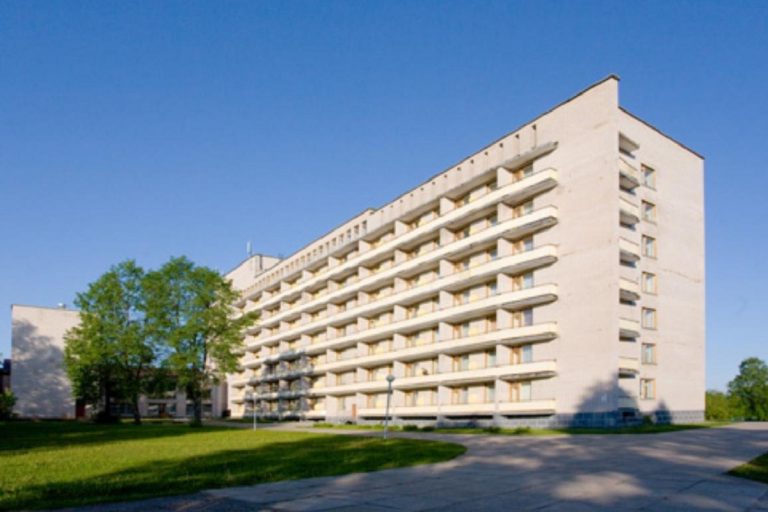 Известный санаторий продают в Тверской области Известный санаторий продают в Тверской области
