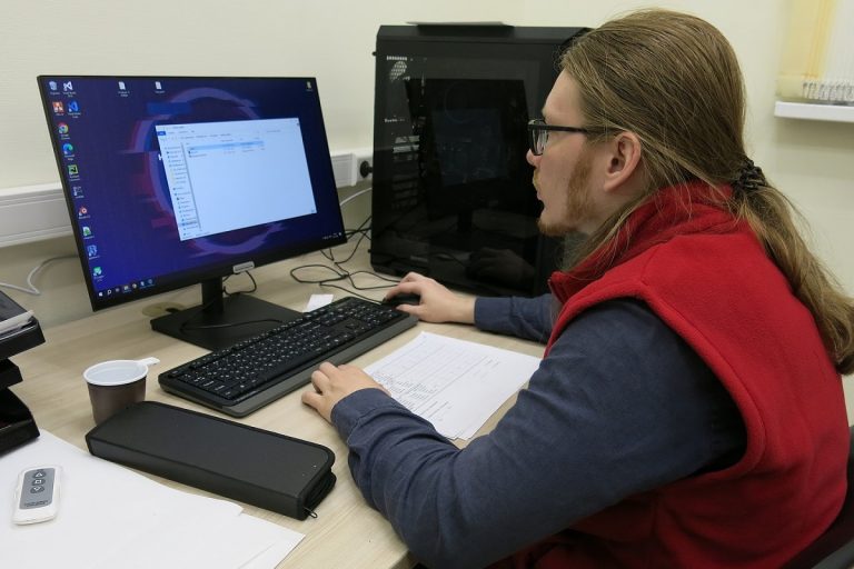 В Твери прошли соревнования по спортивному программированию