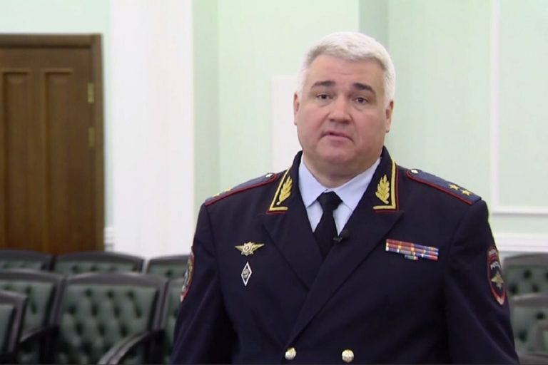 Глава ГИБДД России сделал сенсационное заявление о необходимости зимней резины на автомобиле Глава ГИБДД России сделал сенсационное заявление о необходимости зимней резины на автомобиле