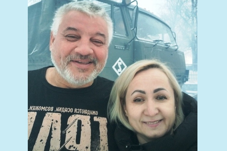 Житель Тверской области отправил 4 грузовика с лично выращенной картошкой в зону СВО Житель Тверской области отправил 4 грузовика с лично выращенной картошкой в зону СВО