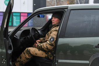 Танковому батальону "Волга" в зону СВО из Тверской области отправлен автомобиль и зимняя экипировка