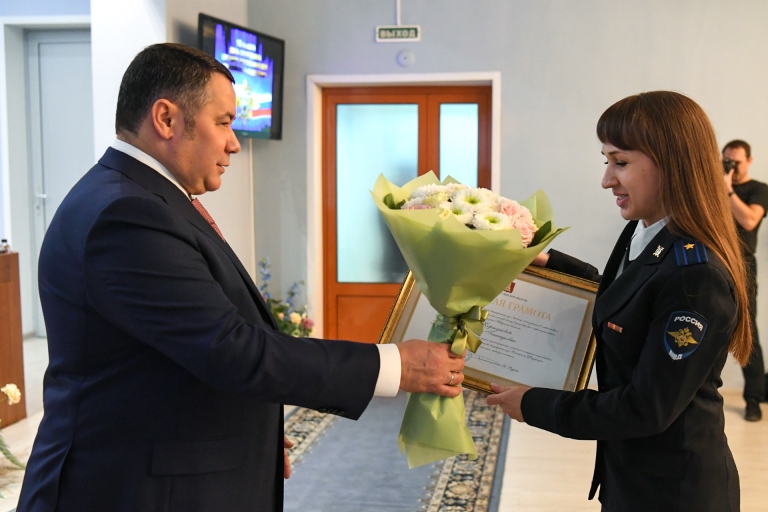 Губернатор Руденя вручил награды правоохранителям Тверской области