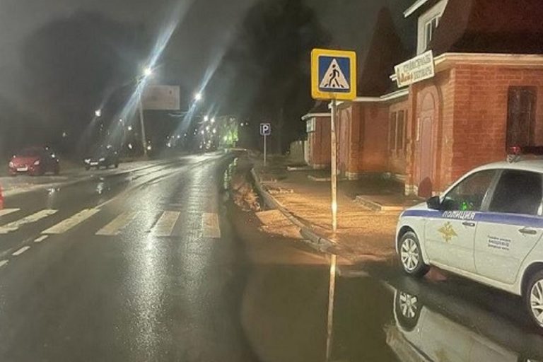 Автобус сбил мужчину на переходе в Тверской области Автобус сбил мужчину на переходе в Тверской области