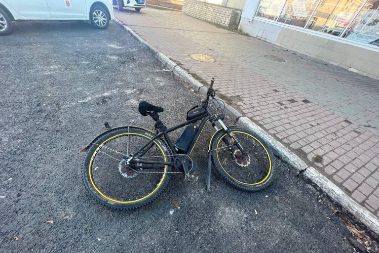 Престарелый водитель сбил велосипедиста в Твери