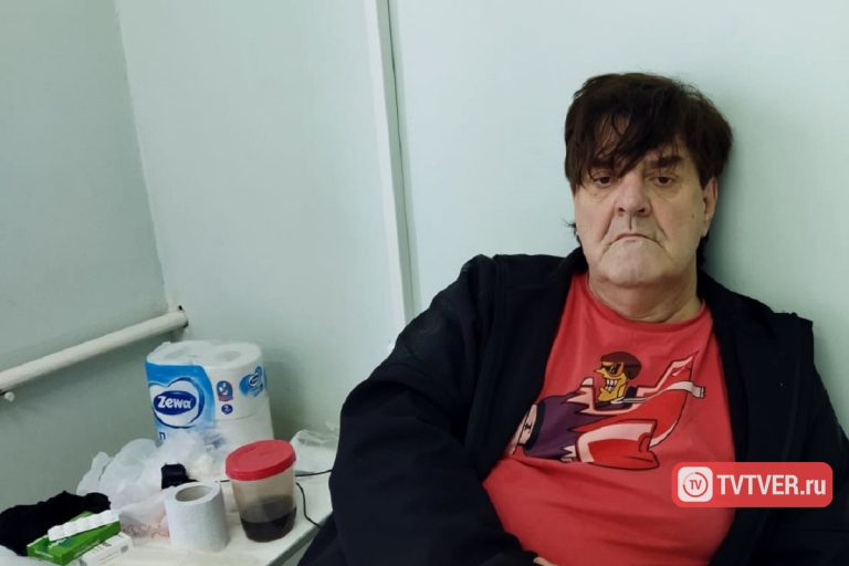 Основатель российского панк-рока, легендарный Ник Рок-н-Ролл госпитализирован в Твери