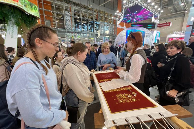 Жители Тверской области могут поддержать родной регион на выставке «Россия»