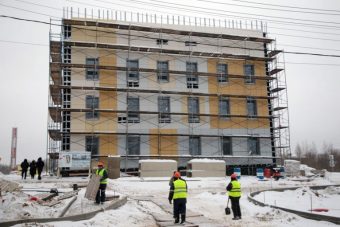 В Торжке продолжается строительство детской поликлиники на 200 посещений в смену В Торжке продолжается строительство детской поликлиники на 200 посещений в смену