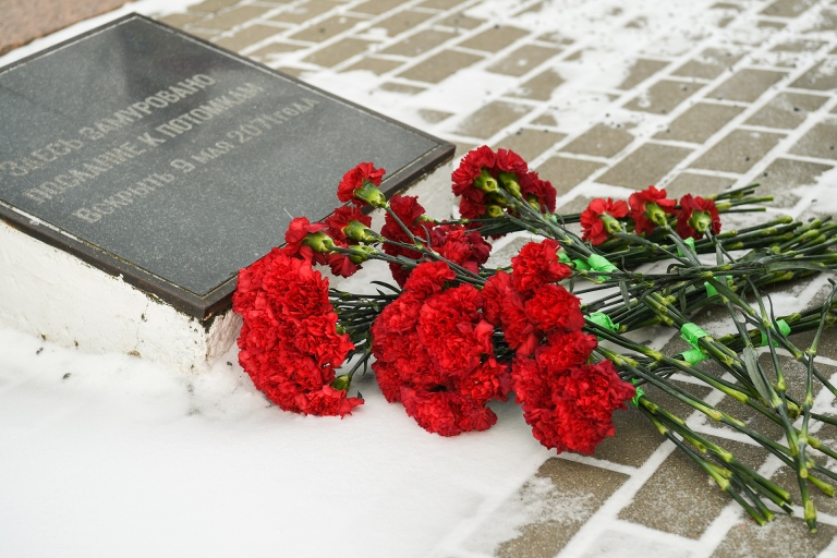 Губернатор Руденя в Кимрах почтил память воинов, погибших в годы ВОВ