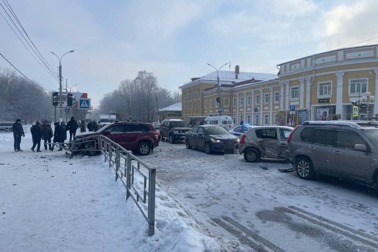 Массовое ДТП с пострадавшими произошло в Заволжском районе Твери