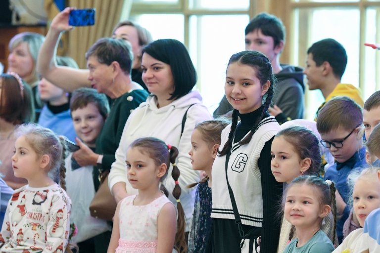 Губернаторскую елку посетят более 5600 детей из всех муниципальных образований Тверской области
