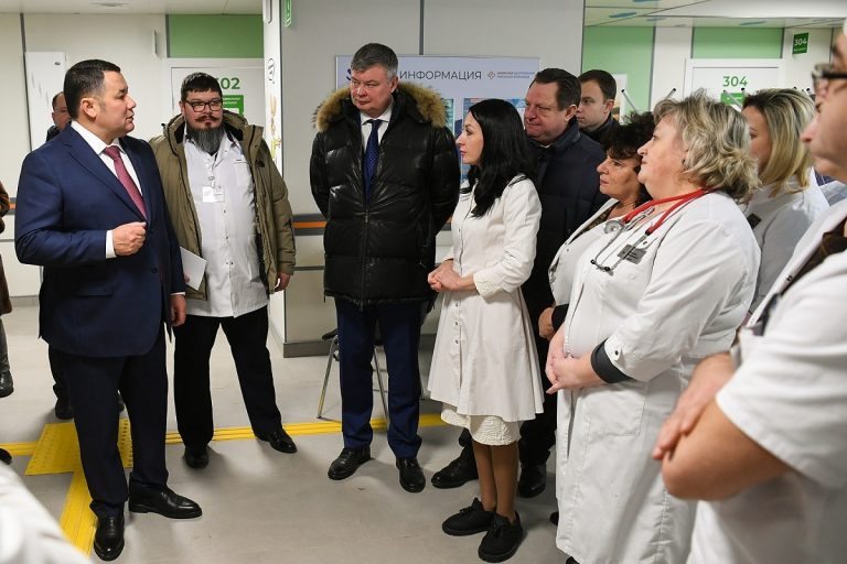 Игорь Руденя проинспектировал готовность новых детских поликлиник в Кимрах