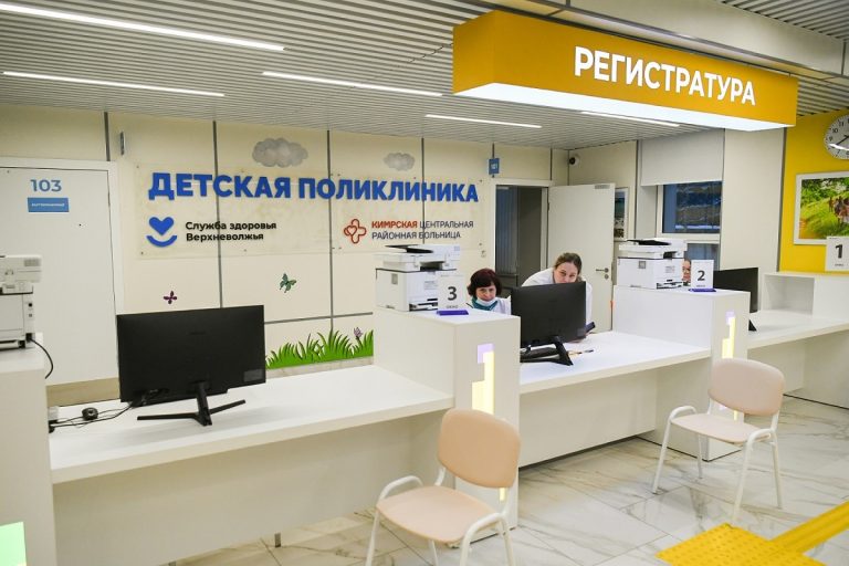 Игорь Руденя проинспектировал готовность новых детских поликлиник в Кимрах